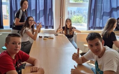 MALI GRAĐANI PREDSTAVILI PROJEKT NA IZLOŽBI “PROGRAM GRAĐANSKOG ODGOJA I OBRAZOVANJA“