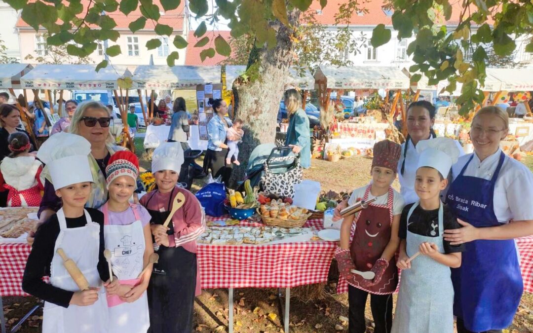 U SISKU JE 10. LISTOPADA 2025. ODRŽANA MANIFESTACIJA JESEN U GRADU, DANI KRUHA I ZAHVALNOSTI ZA PLODOVE ZEMLJE.