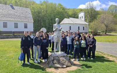 POSJET OSMIH RAZREDA MEMORIJALNOM CENTRU „NIKOLA TESLA“ U SMILJANU, KOD GOSPIĆA