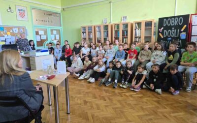 SANJA BUŽIMKIĆ I “TRAGAČI ZA ZVIJEZDAMA” U MJESECU HRVATSKE KNJIGE
